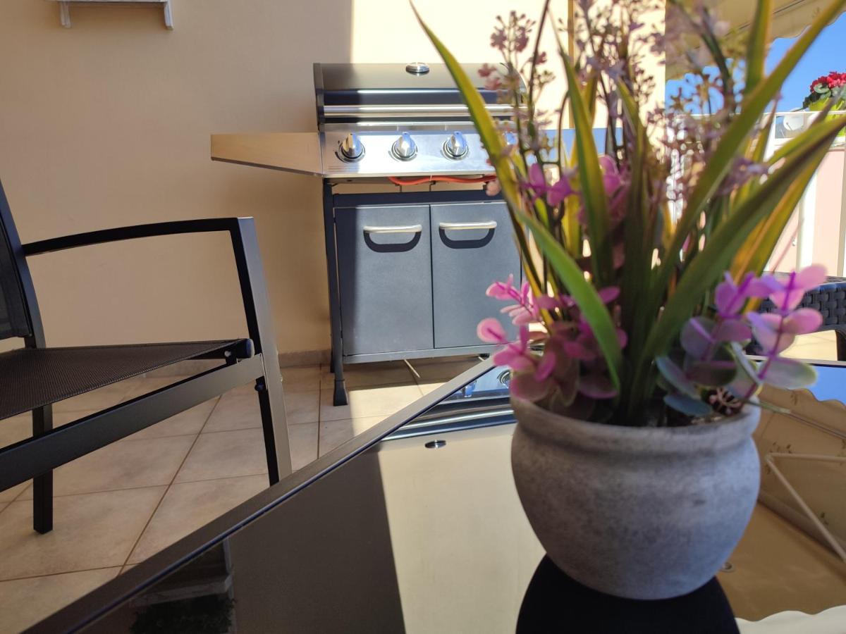 Nenas House Apartment Nea Iraklitsa Ngoại thất bức ảnh
